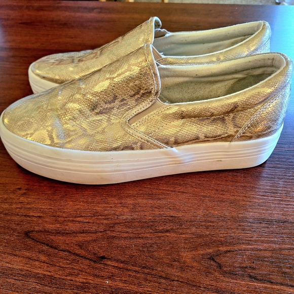JABASIC Gold Snake Slip-On Women's Platform Loafers Size 9.5 Very Good Condition - Picture 1 of 6
